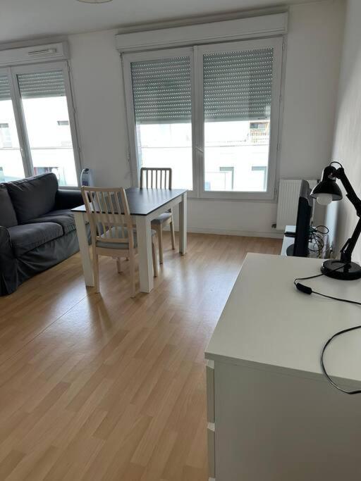 Grand Studio De 37M Carres - Rer Laplace Et Maison Des Examens A 5 Minutes A Pied Arcueil Eksteriør bilde